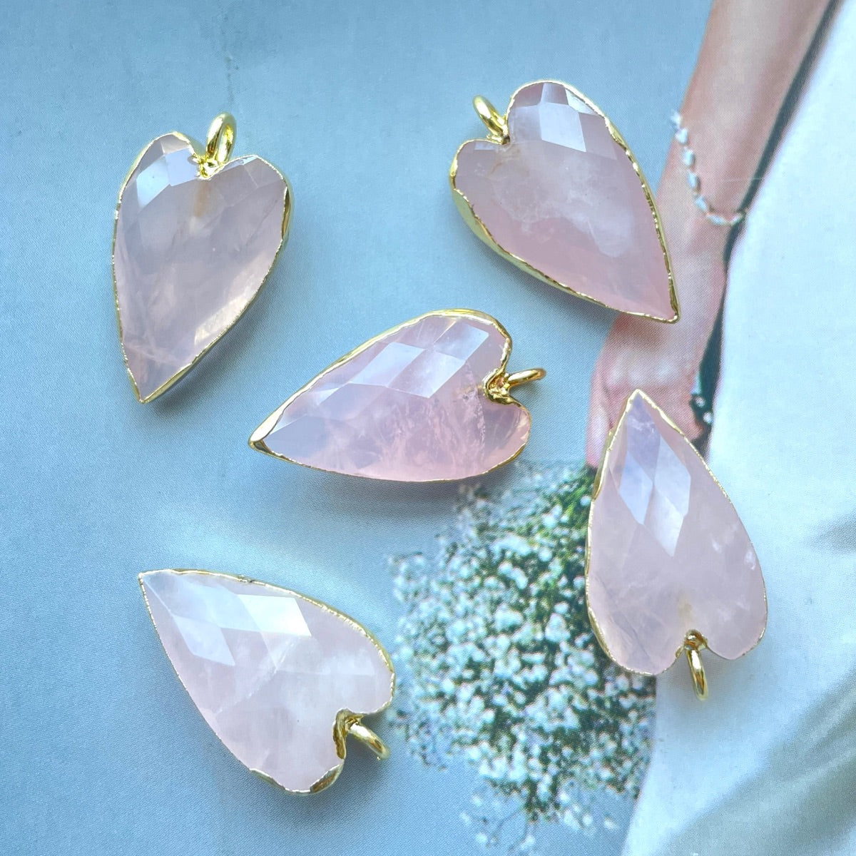 5pcs/Lot Gold Plated Bezel Natural Labradorite Amethyst Black Onyx Rose Quartz Faceted Heart Pendants Rose Quartz Stone Charms New Charms Arrivals Charms Beads Beyond