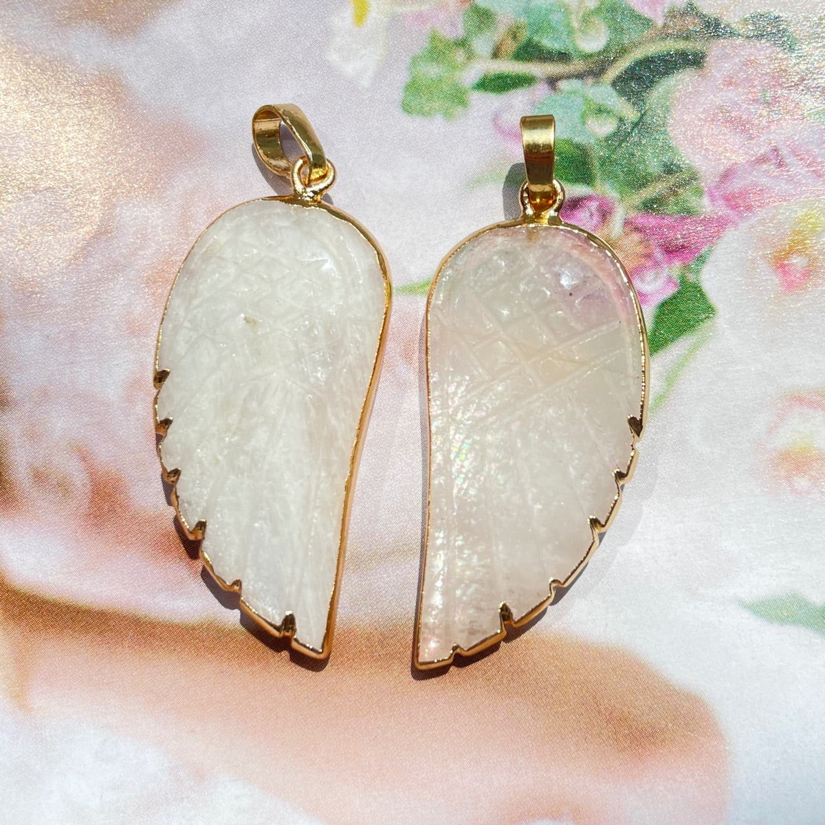 4pcs/Lot Gold Plated Bezel Rose Quartz Labradorite Fluorite Moon Stone Wing Pendants Moon Stone Stone Charms New Charms Arrivals Charms Beads Beyond