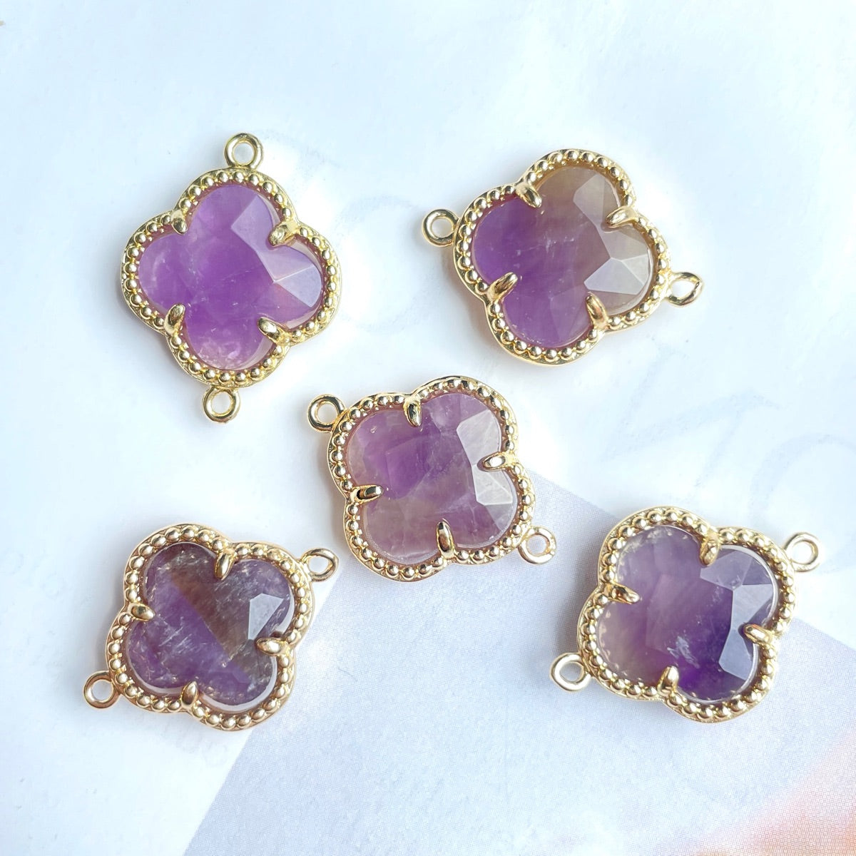 5pcs/Lot Gold Plated Bezel Labradorite Amethyst Rose Quartz White Quartz Tiger Eye Clover Flower Connectors Amethyst Stone Charms Flower Connectors New Charms Arrivals Charms Beads Beyond