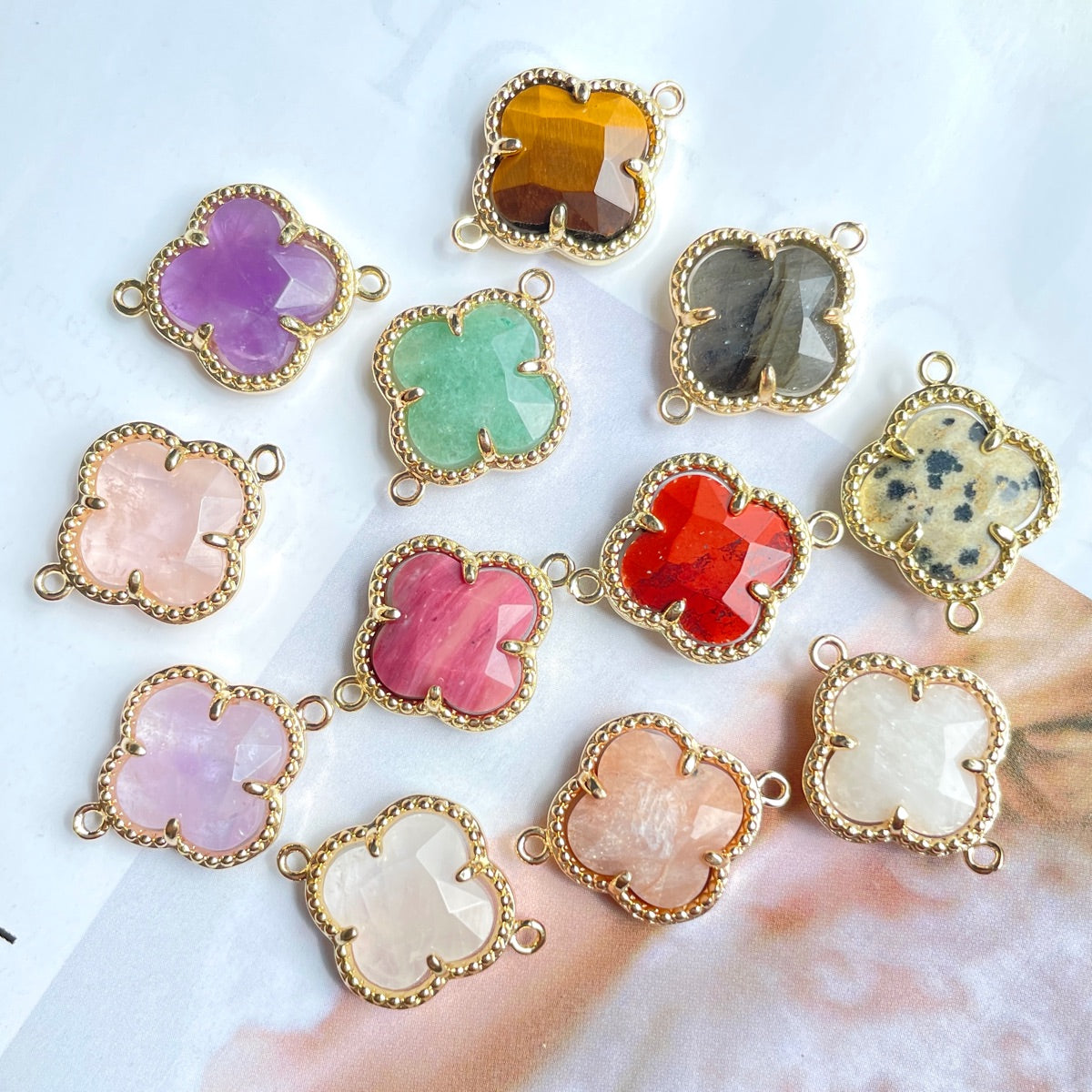 5pcs/Lot Gold Plated Bezel Labradorite Amethyst Rose Quartz White Quartz Tiger Eye Clover Flower Connectors Stone Charms Flower Connectors New Charms Arrivals Charms Beads Beyond