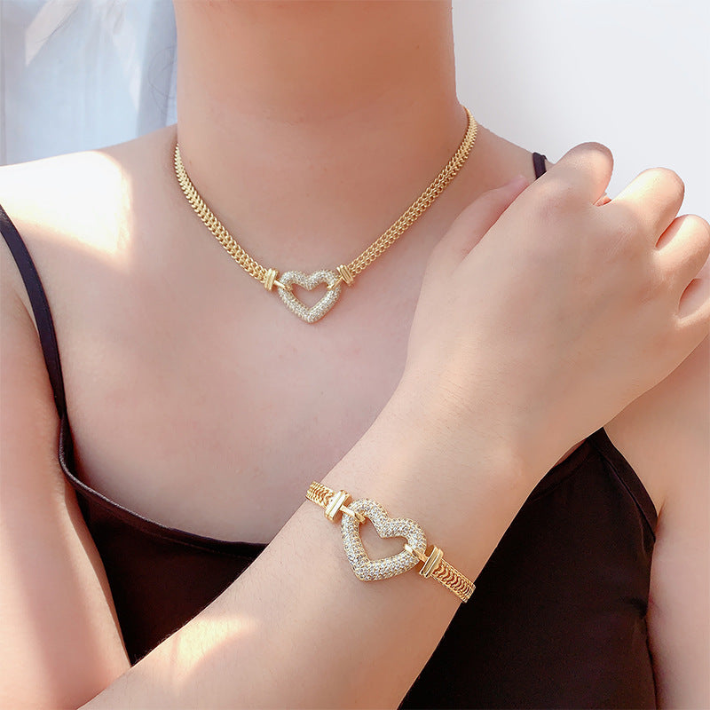 2pcs/lot CZ Paved Heart Chain Necklace + Bracelet Set Women Bracelets Charms Beads Beyond