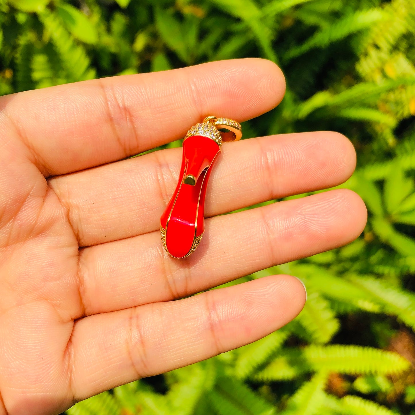 10pcs/lot 30*26mm CZ Paved Red High Heel Shoe Charms CZ Paved Charms High Heels On Sale Charms Beads Beyond