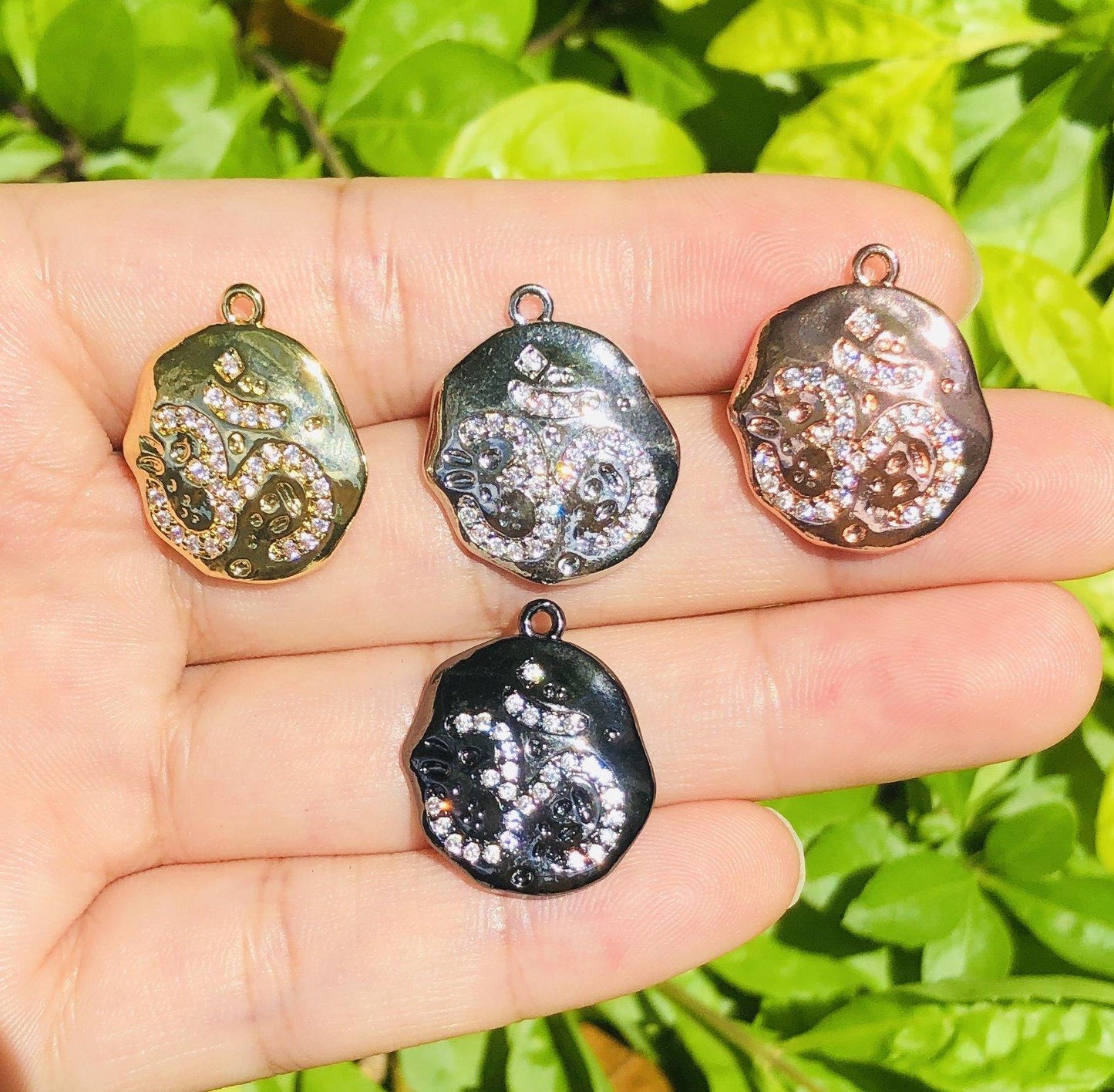 10pcs/lot 18*20.5mm CZ Paved OM Symbol Charms Mix Color CZ Paved Charms Symbols Charms Beads Beyond