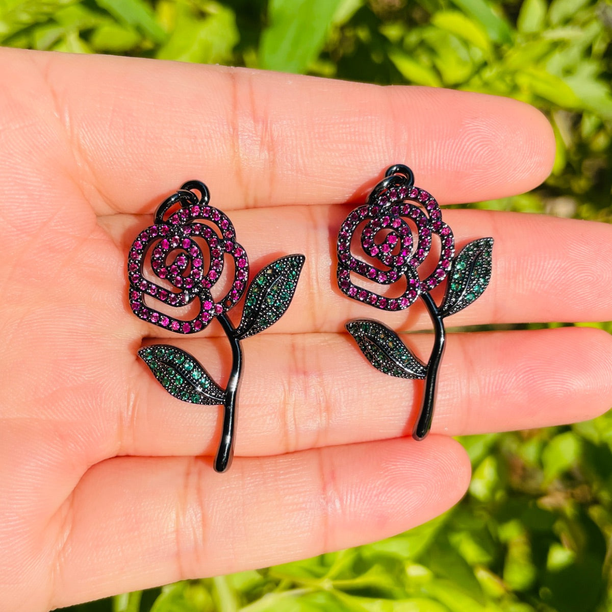 5pcs/lot 34*22mm Fuchsia & Green CZ Pave Red Rose Flower Charms CZ Paved Charms Colorful Zirconia Flowers Charms Beads Beyond