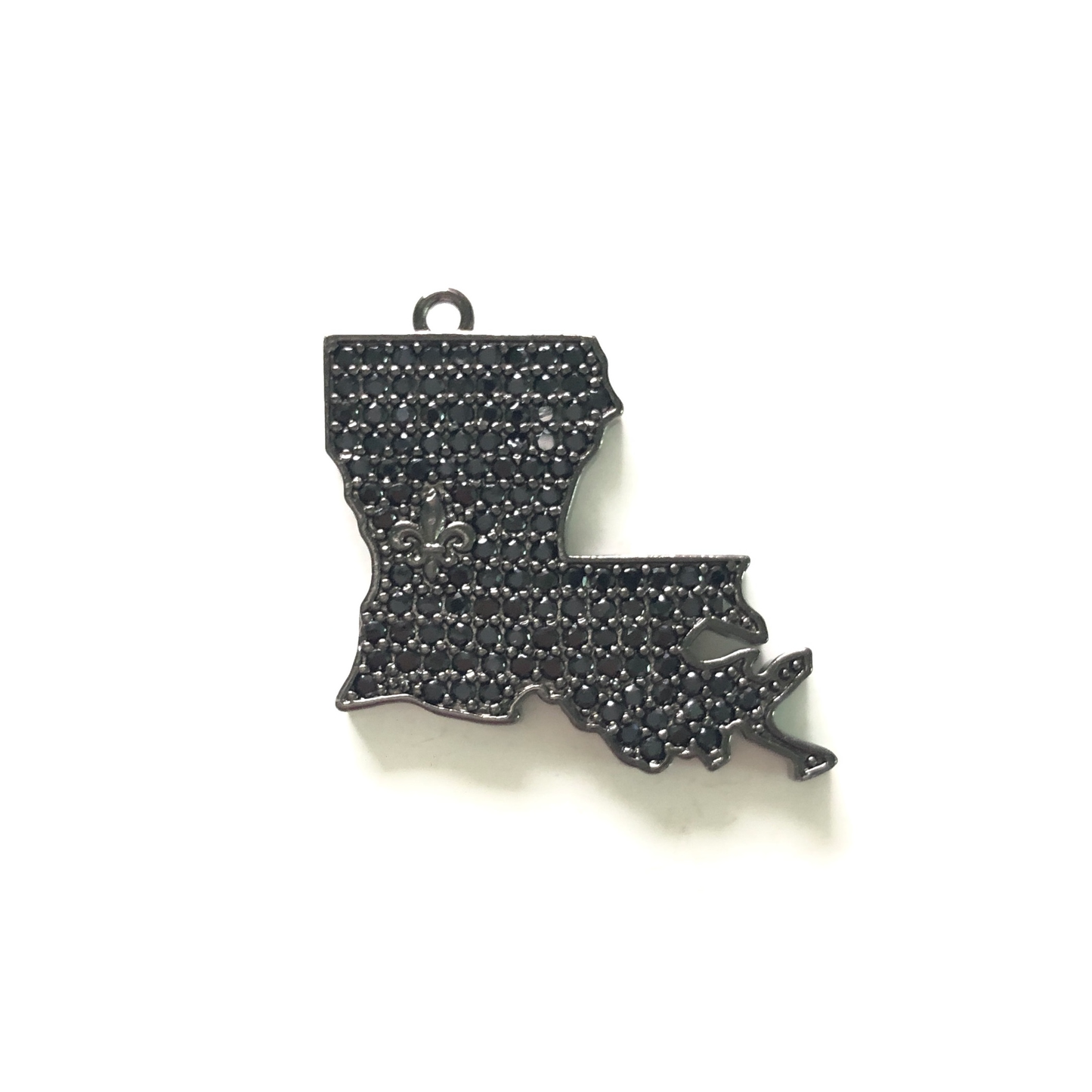 10pcs/lot 24*26mm CZ Paved Fleur De Lis Sign Louisiana Map Saints Charms Black on Black CZ Paved Charms American Football Sports Louisiana Inspired Maps Charms Beads Beyond