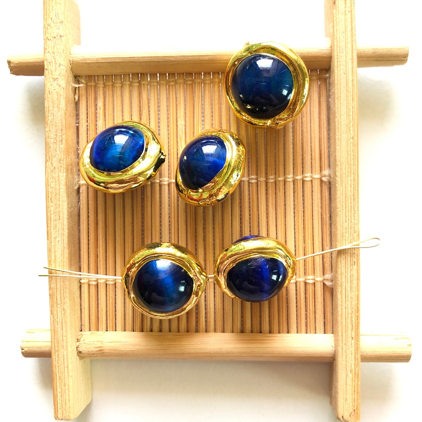 2-5-10pcs/lot 16.5*16mm Gold Plated Navy Blue Tiger Eye Spacers Focal Beads Focal Beads Focal Beads Charms Beads Beyond