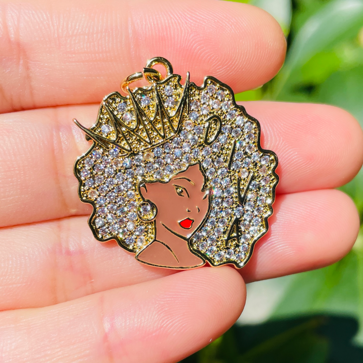 10pcs/lot 29*28mm CZ Paved Crown Diva Afro Girl Charms Gold CZ Paved Charms Afro Girl/Queen Charms Charms Beads Beyond