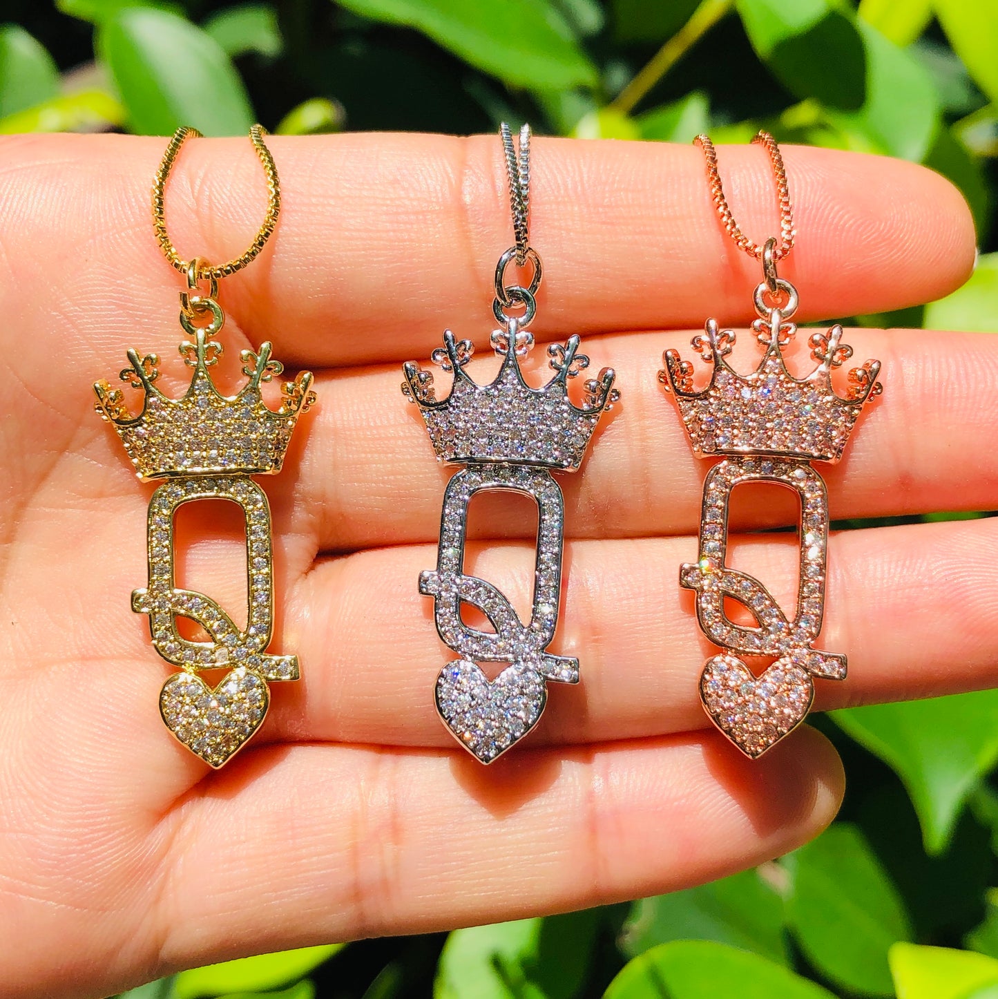 5pcs/lot 36.5*16mm CZ Paved Queen of Heart Necklace Necklaces Charms Beads Beyond