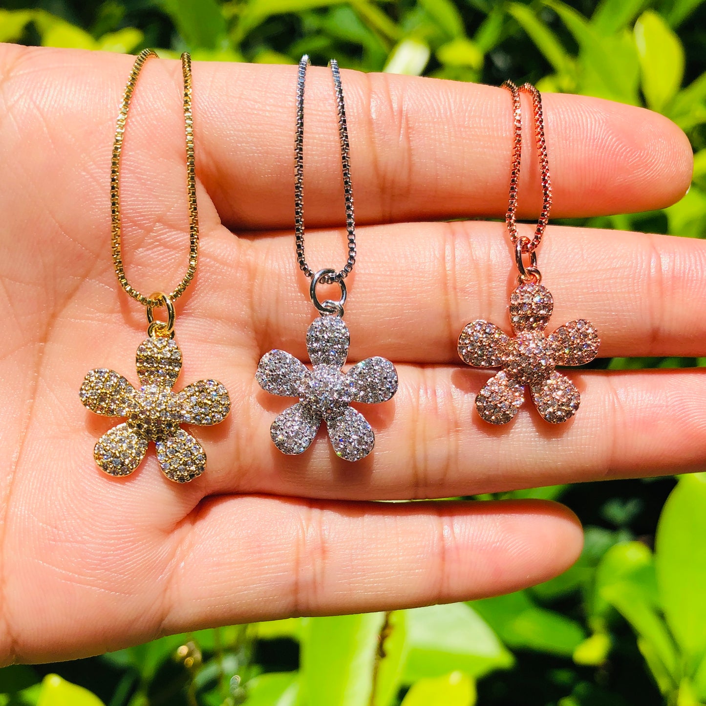 5pcs/lot 18*15.5mm CZ Paved Flower Necklaces Necklaces Charms Beads Beyond