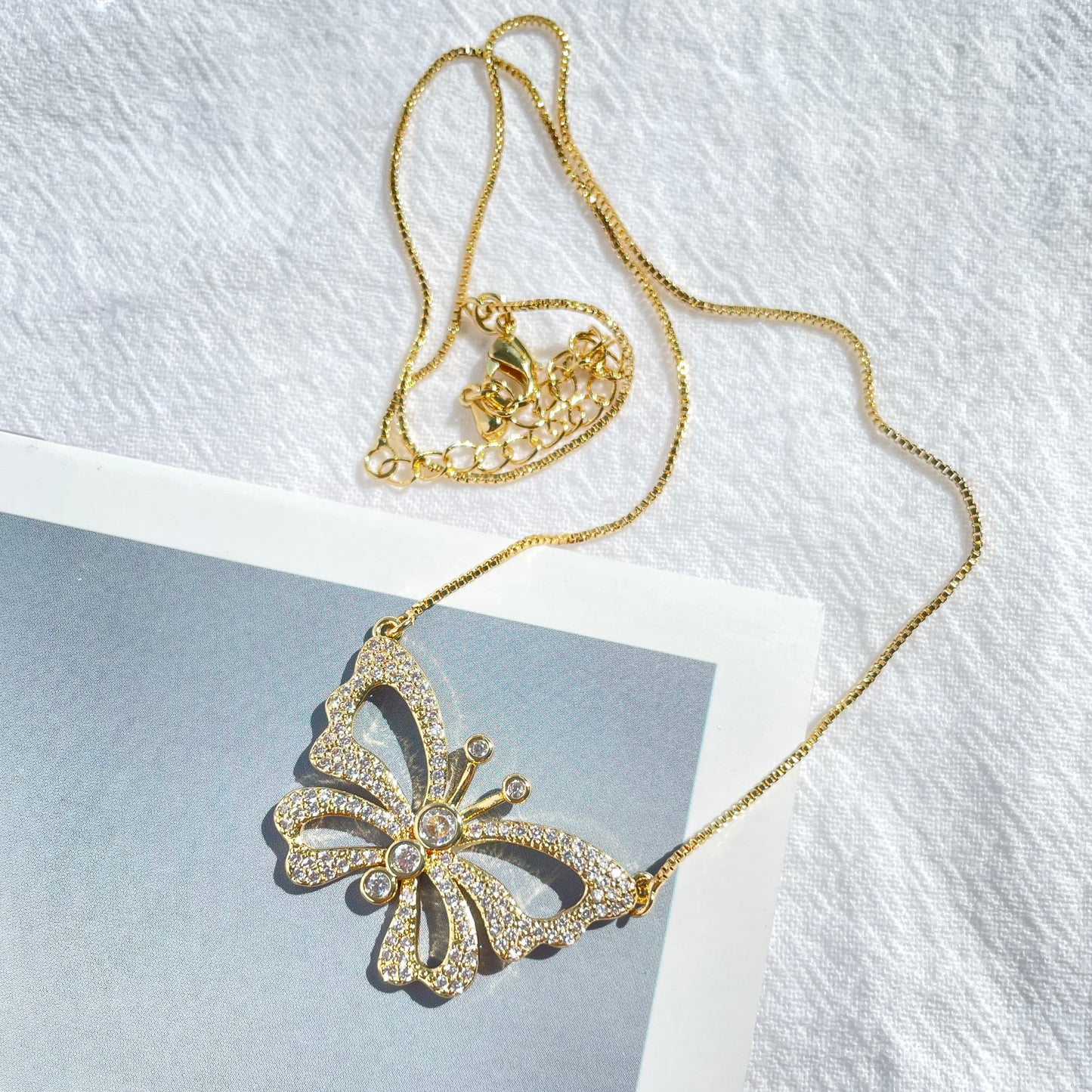 5pcs/lot 33.7*20mm CZ Pave Gold Plated Butterfly Necklaces Necklaces Charms Beads Beyond