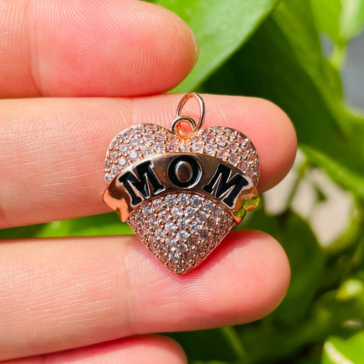 10pcs/lot CZ Pave Mom Heart Word Charms-Mother's Day CZ Paved Charms Hearts Mother's Day New Charms Arrivals Charms Beads Beyond