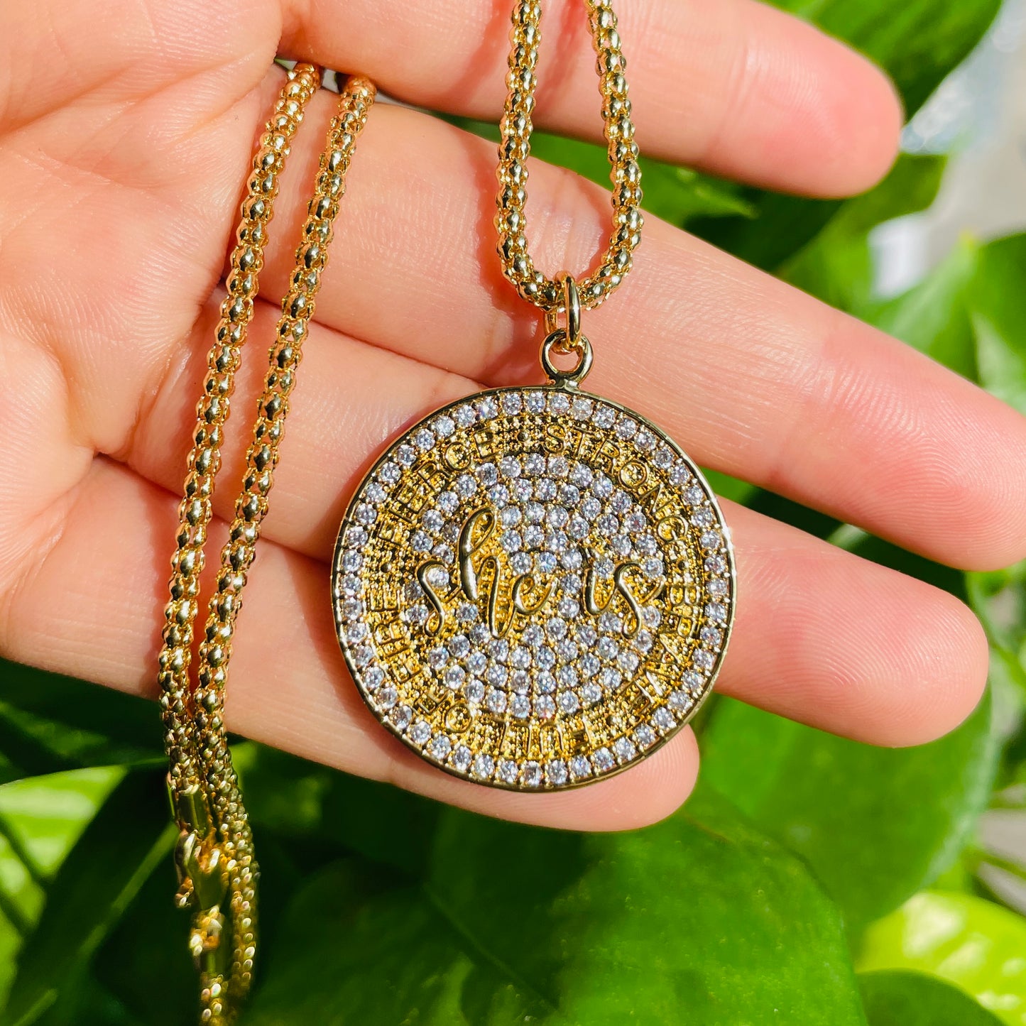 5pcs/lot 18inch CZ Round Plate She Is Fierce Strong Brave Full of Fire Quote Necklace Necklaces Charms Beads Beyond