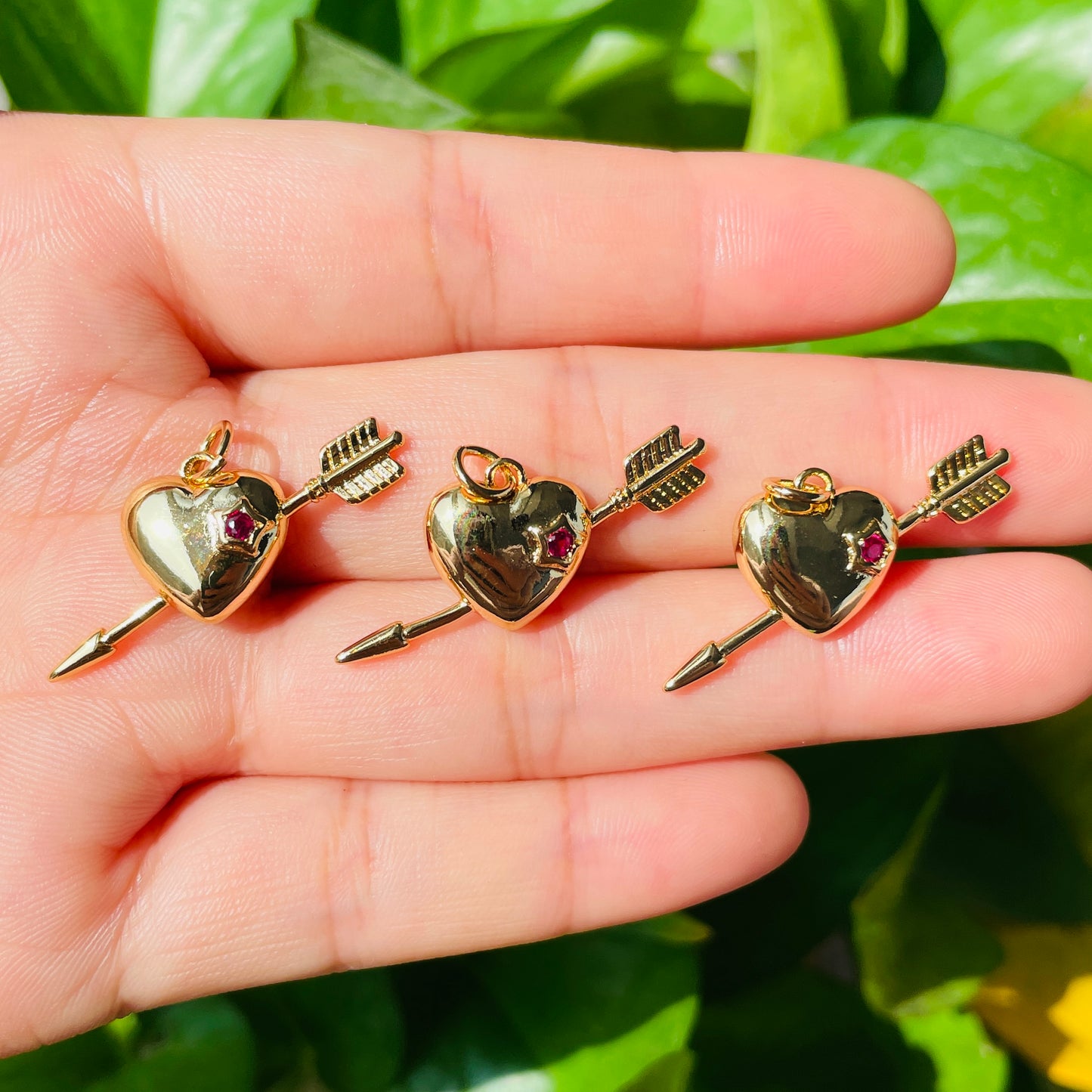 5pcs/lot 30*12mm Gold Plated Red CZ Arrow Heart Charms CZ Paved Charms Hearts Charms Beads Beyond