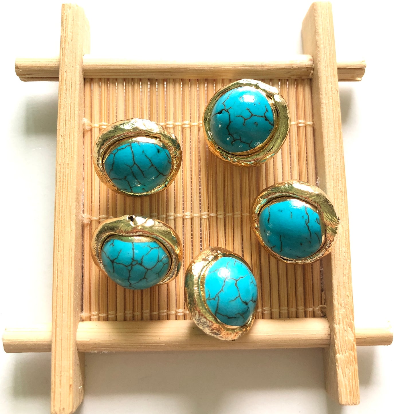 5pcs/lot 18.7mm Gold Plated Brass Bezel Howlite Turquoise Stone Round Spacers Agate Spacers Focal Beads Charms Beads Beyond