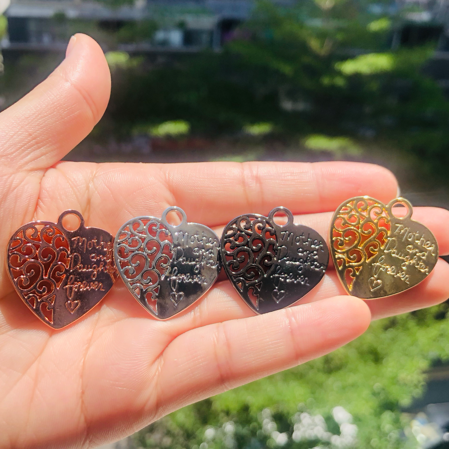 10pcs/lot 27.5*29mm Mother And Daughter Forever Charms for Mother's Day Alloy Charms Charms Beads Beyond