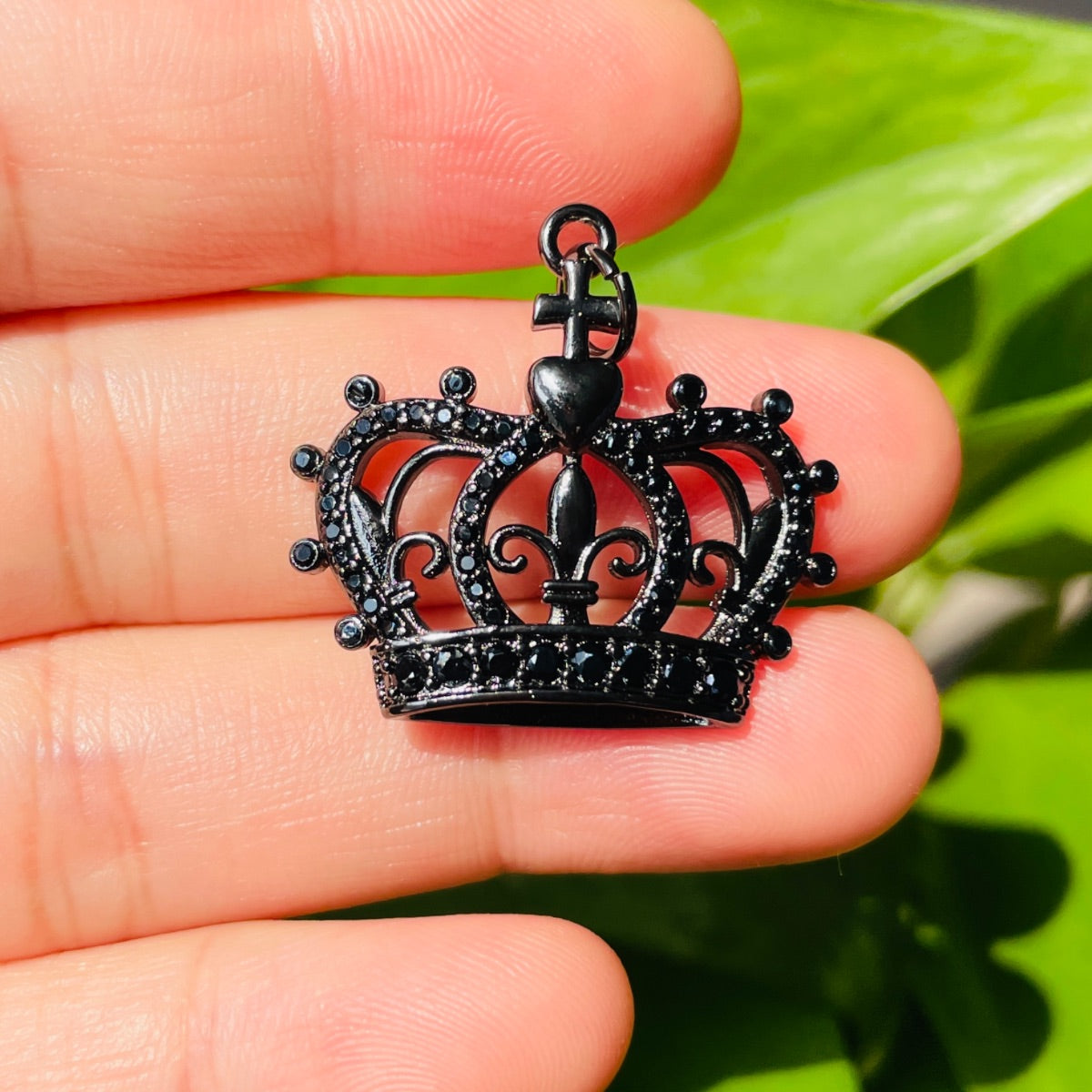 10pcs/lot CZ Paved Crown Charms Black on Black CZ Paved Charms Crowns New Charms Arrivals Charms Beads Beyond