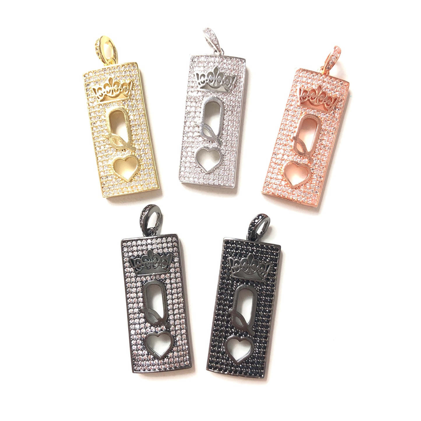 10pcs/lot 30*13mm CZ Paved Queen of Heart Word Tag Charms CZ Paved Charms Queen Charms Word Tags Charms Beads Beyond