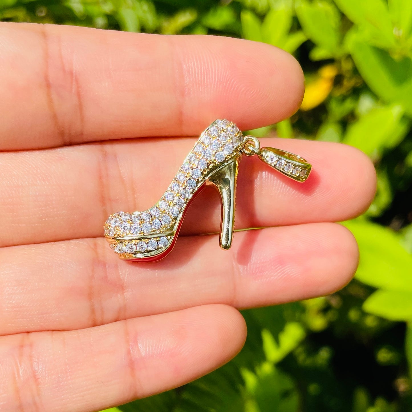 10pcs/lot 29*22mm CZ Paved Red Bottom High Heel Shoe Charms CZ Paved Charms High Heels Charms Beads Beyond