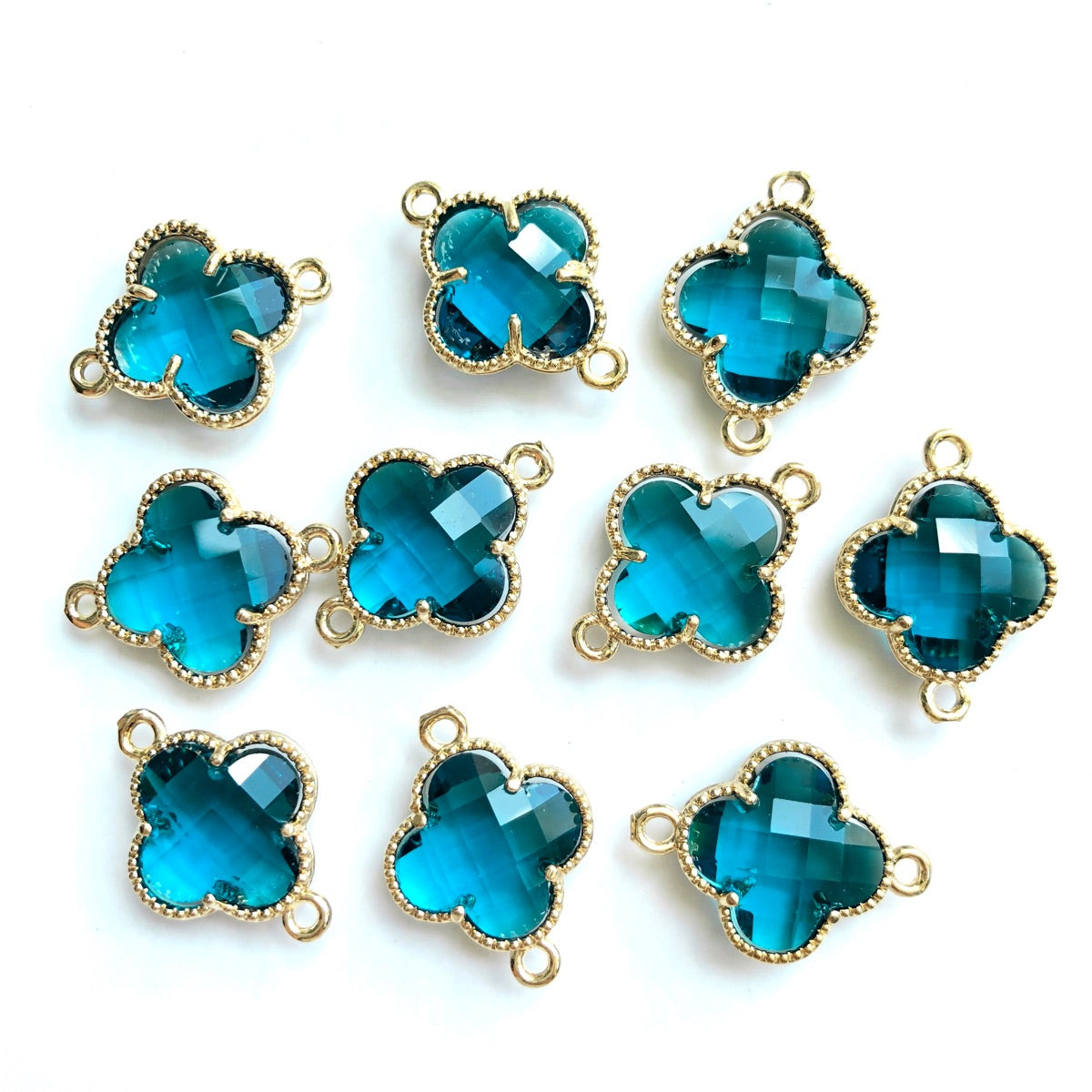 10pcs/Lot Gold Plated Glass Crystal Clover Flower Connectors Peacock Blue Stone Charms Flower Glass Beads New Charms Arrivals Charms Beads Beyond