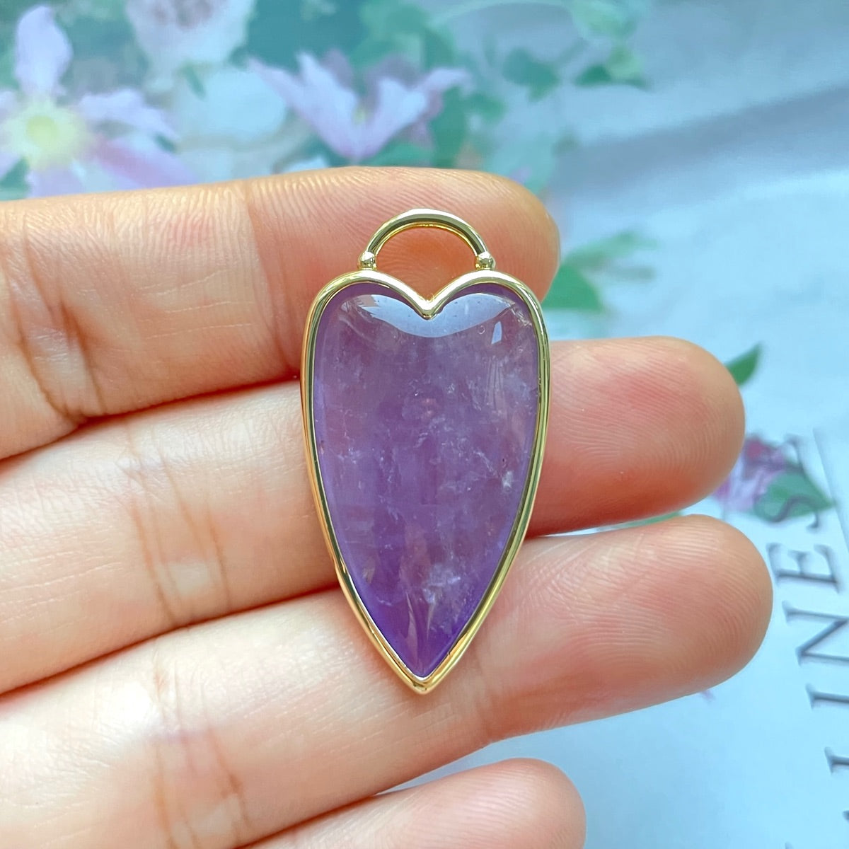 5pcs/Lot Gold Plated Bezel Labradorite Amethyst Strawberry Rose Quartz Long Heart Pendants Amethyst Stone Charms New Charms Arrivals Charms Beads Beyond