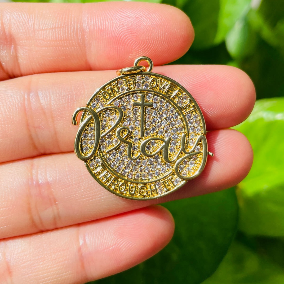 10pcs/lot 28mm CZ Pave Round Plate PRAY ON IT OVER IT THROUGH IT Quote Charms Gold CZ Paved Charms Christian Quotes Discs On Sale Charms Beads Beyond