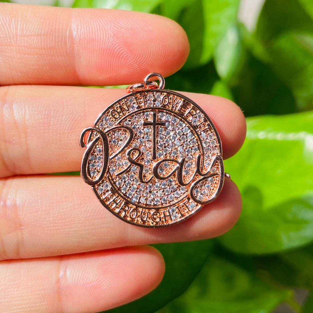 10pcs/lot 28mm CZ Pave Round Plate PRAY ON IT OVER IT THROUGH IT Quote Charms Rose Gold CZ Paved Charms Christian Quotes Discs On Sale Charms Beads Beyond