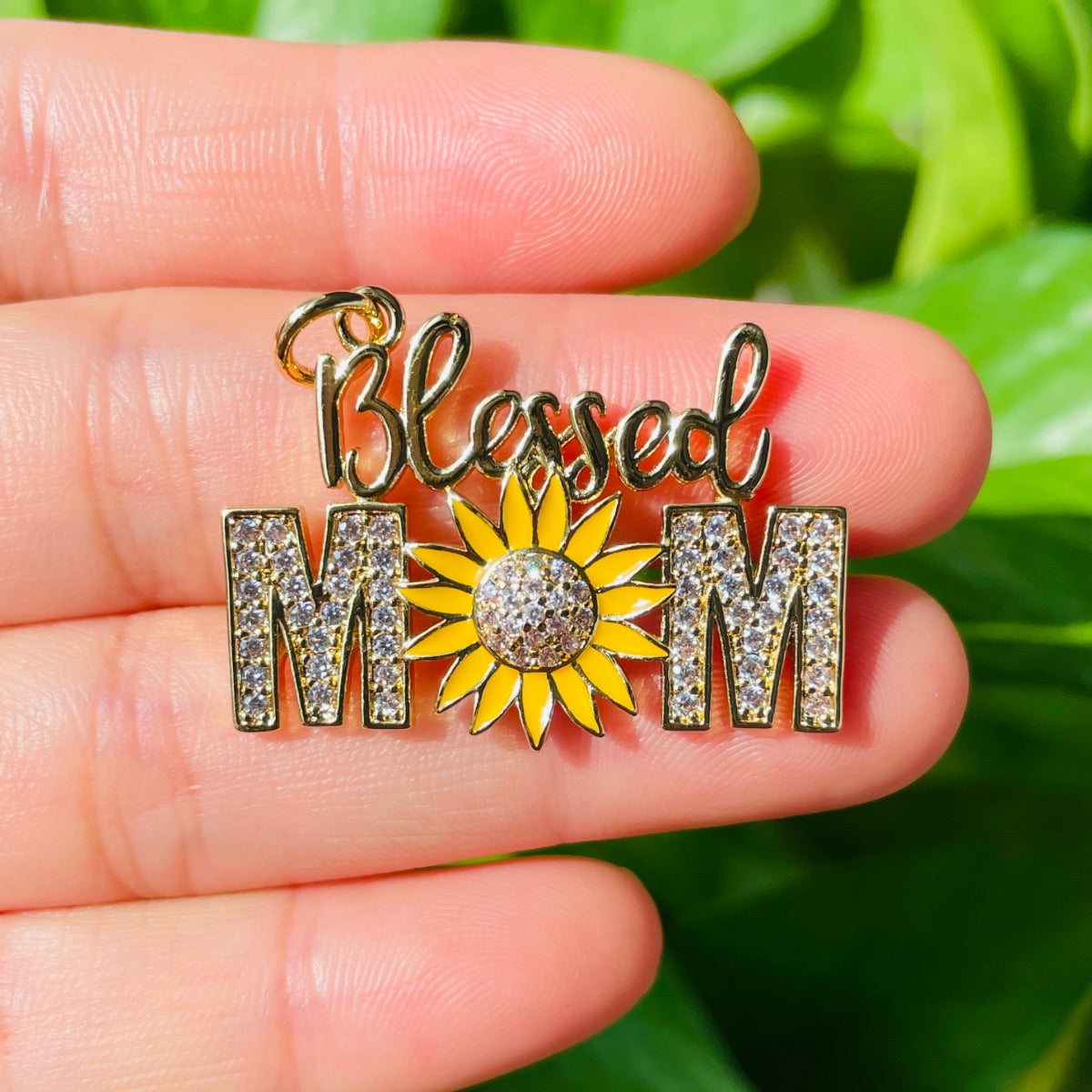 10pcs/lot 32*23mm CZ Pave Sunflower Blessed Mom Charms CZ Paved Charms Mother's Day Words & Quotes Charms Beads Beyond