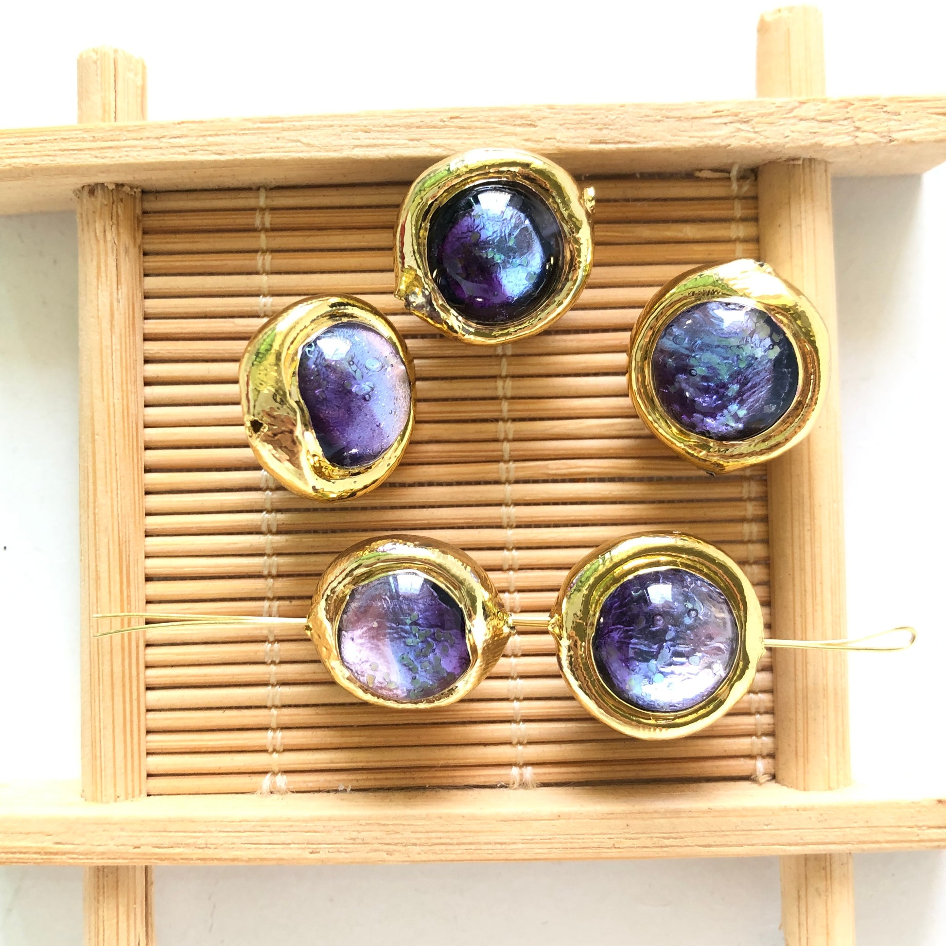 2-5-10pcs/lot 17*16mm Gold Plated Purple Colored Glaze Spacers Focal Beads Focal Beads Focal Beads Charms Beads Beyond