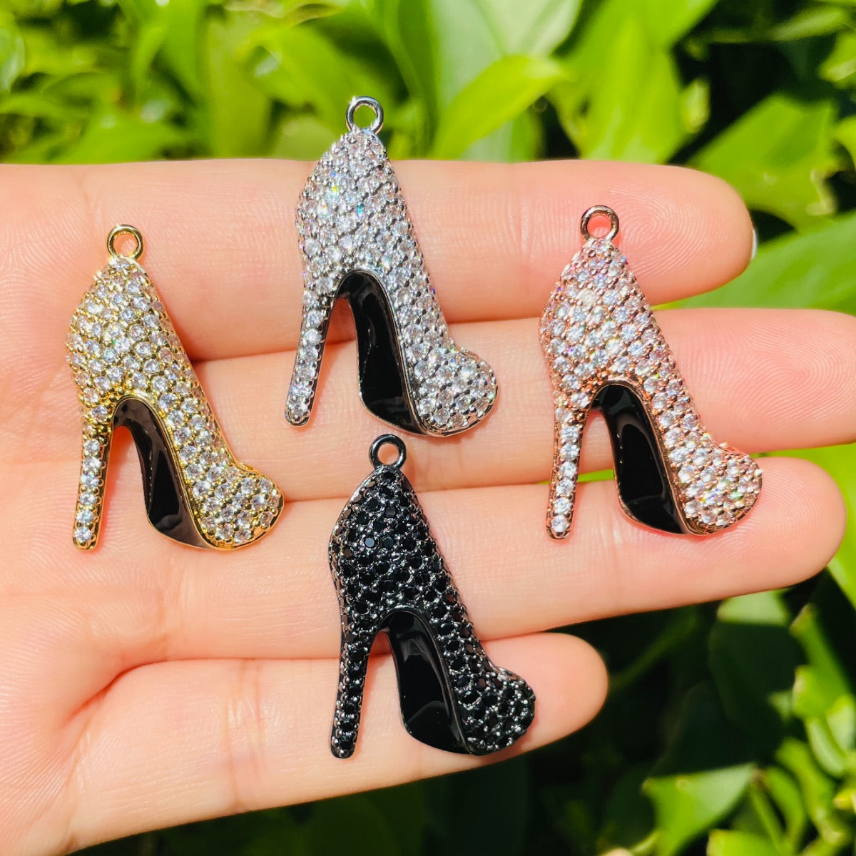 10pcs/lot 30.3*22.5mm CZ Paved Black Bottom High Heel Shoe Charms Mix Colors CZ Paved Charms High Heels Charms Beads Beyond