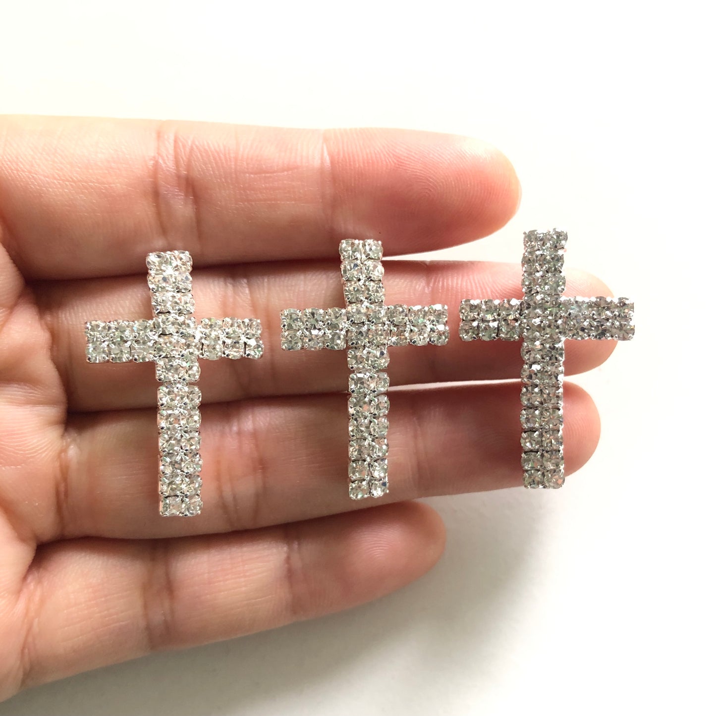 10pcs/lot 30*20mm Clear Rhinestone Paved Alloy Cross Spacers-Silver Alloy Spacers New Spacers Arrivals Charms Beads Beyond