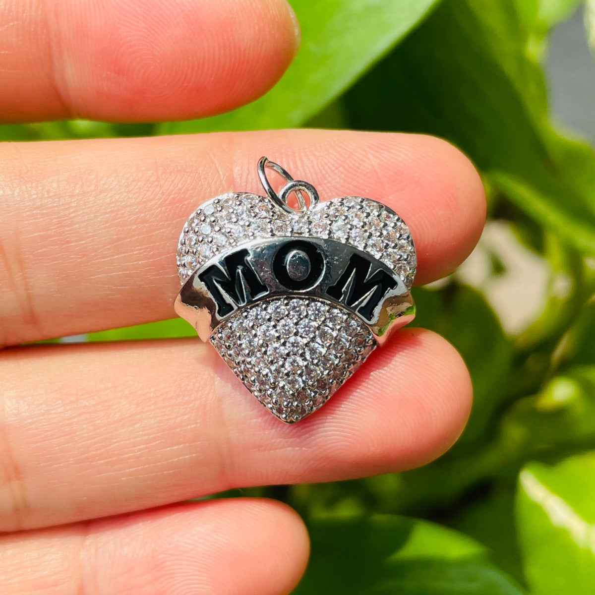 10pcs/lot CZ Pave Mom Heart Word Charms-Mother's Day CZ Paved Charms Hearts Mother's Day New Charms Arrivals Charms Beads Beyond