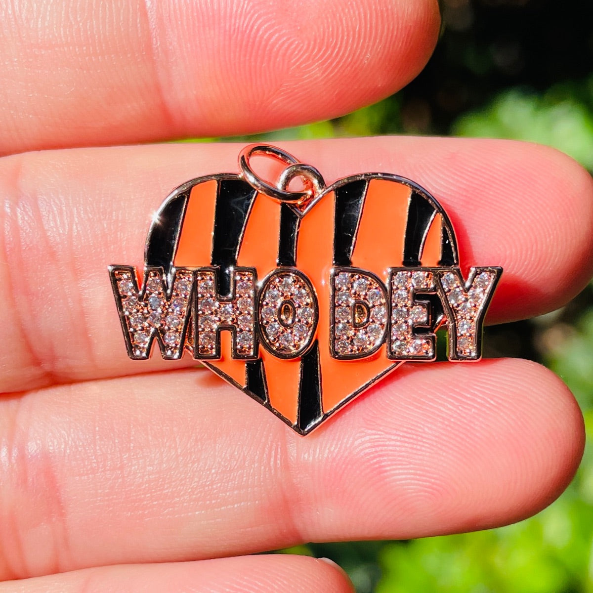 10pcs/lot 30*21mm CZ Pave Who Dey Heart American Football Team Chant Word Charms Rose Gold CZ Paved Charms American Football Sports New Charms Arrivals Charms Beads Beyond