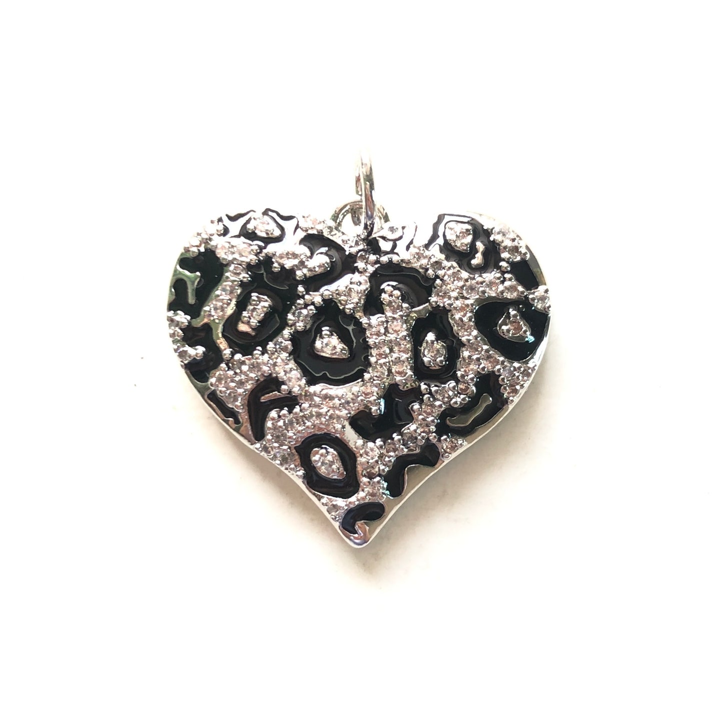 10pcs/lot 24.5*22mm CZ Paved Black Leopard Print Heart Charm Pendants Silver CZ Paved Charms Hearts Leopard Printed New Charms Arrivals Charms Beads Beyond